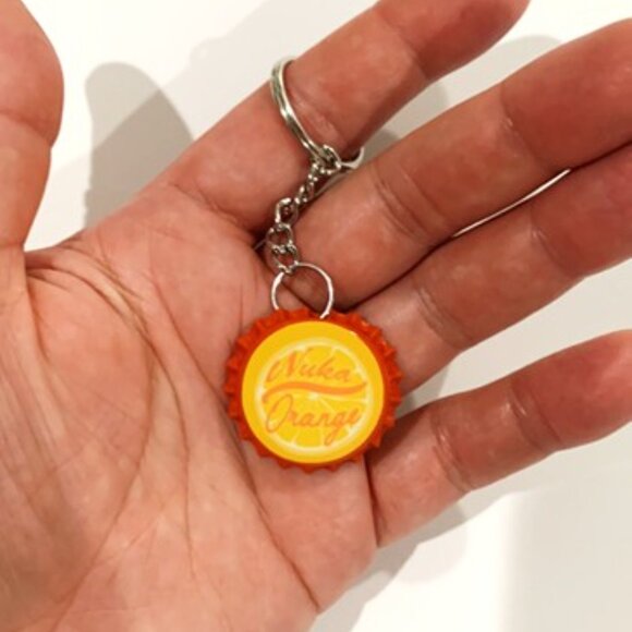 Fallout 4 Nuka Cola Orange Cap Keychain - 3.5inch Gaming Keychain - Picture 5 of 7